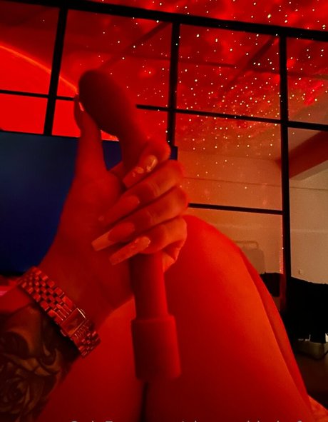 Naken läckt OnlyFans-bild av Aiyannahbabefree