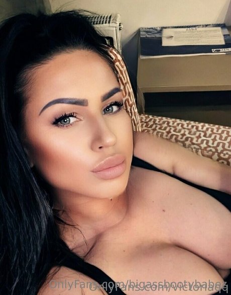 Bigassbootybabez