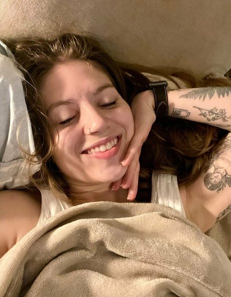 Nagie wyciekłe zdjęcie OnlyFans od Mousiexox