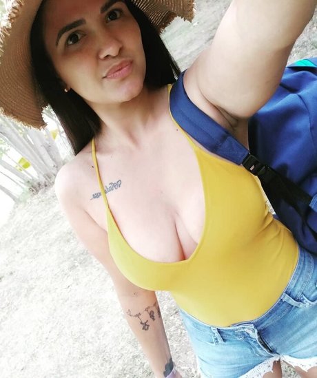 Naken läckt OnlyFans-bild av Belladuarte86