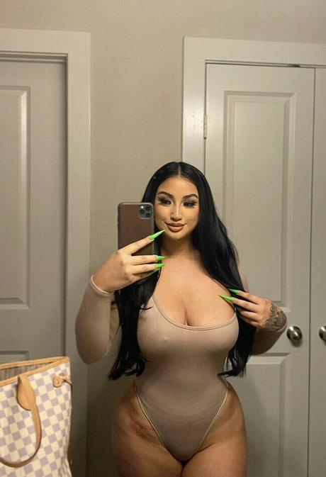 Обнаженная фотография утечки OnlyFans от Sarah Soho
