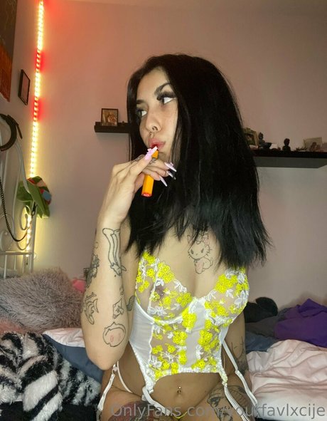 Yourfavlxcije