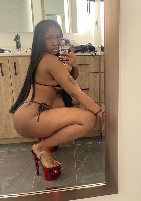 Nacktes geleaktes OnlyFans-Foto von Animebaexox