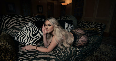 Naken lekkede OnlyFans-bilde av Kayleygunner