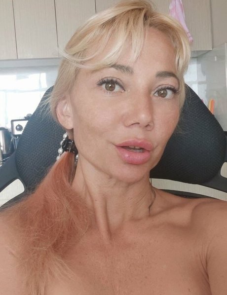 Mommy Di