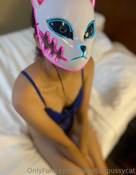 Photo nue de fuite OnlyFans de Onepetitepussycat