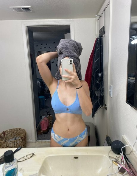 Alaston vuotanut OnlyFans-kuva Animegirlie