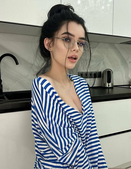 Sweetymonica