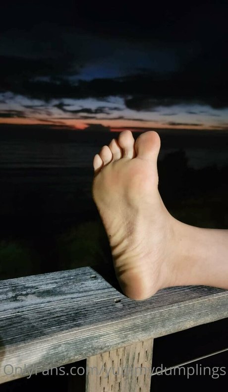 Naken läckt OnlyFans-bild av Yummydumplings