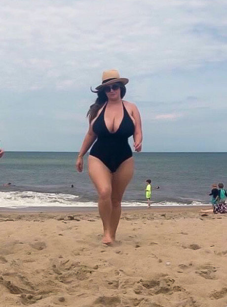 Alasti lekkinud OnlyFans-i pilt Ashleybridges