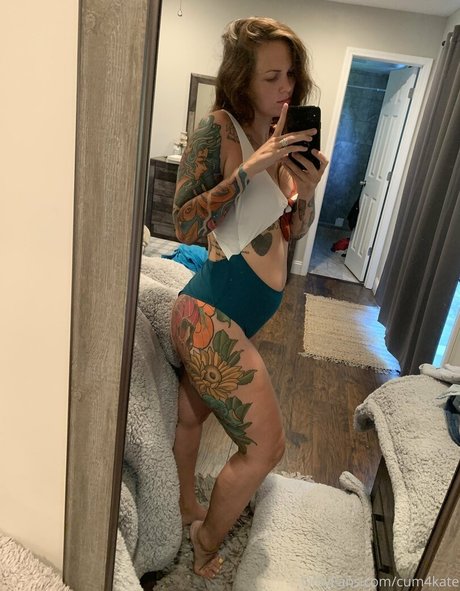 Photo nue de fuite OnlyFans de Cum4kate