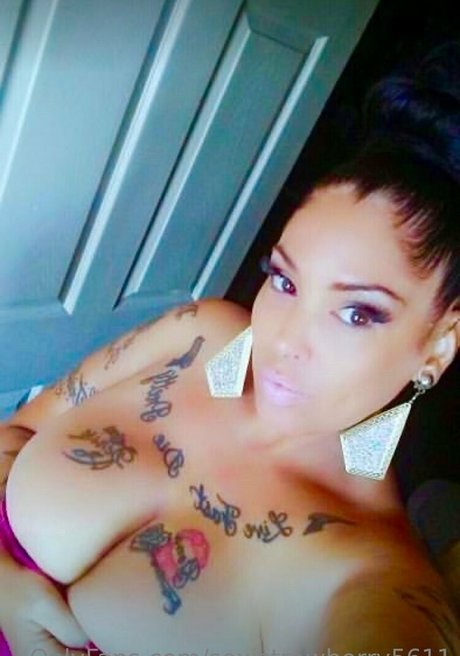 Sexistrawberry5611