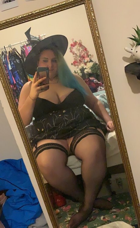 Nøgent lækket OnlyFans-billede af Katie Blush Bbw