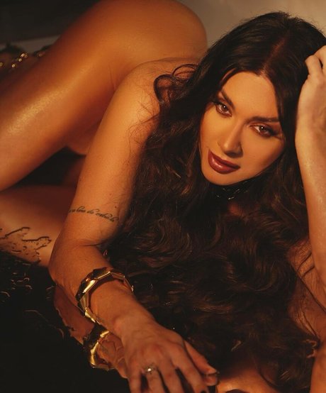 Naken läckt OnlyFans-bild av Juliana Salimeni