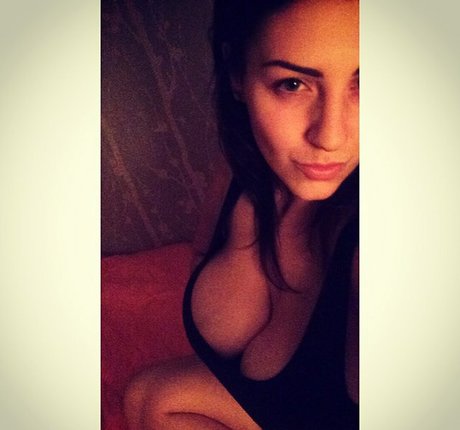 Naken lekkede OnlyFans-bilde av Yasmin Disney