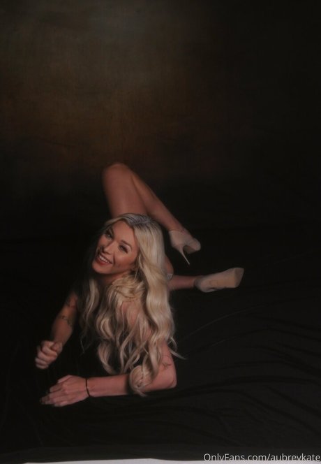 Alaston vuotanut OnlyFans-kuva Aubreykate