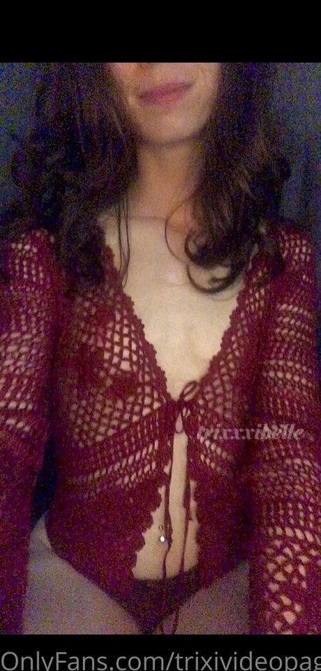 Обнаженная фотография утечки OnlyFans от Trixivideopage