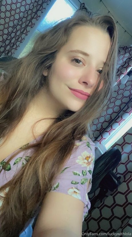 Luckywithlola