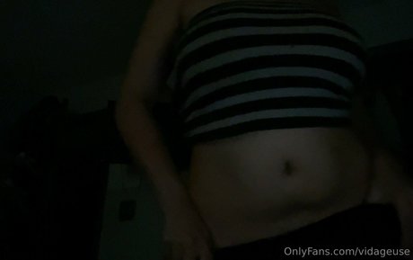 Naken läckt OnlyFans-bild av Vidageuse