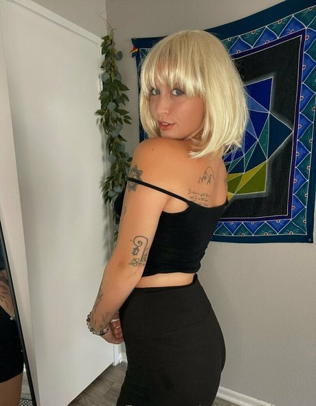 Naakte gelekte OnlyFans-foto van Willowwhispers