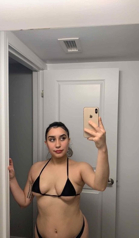 Naken läckt OnlyFans-bild av Vanessaxo