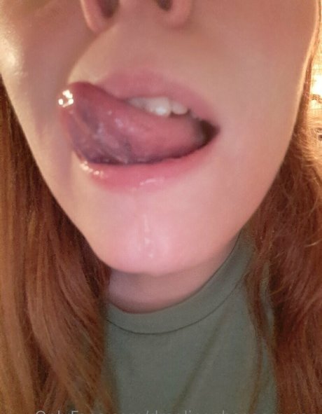 DroolingAhegaoQueen