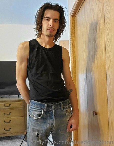 Foto nua vazada do OnlyFans de Shreddingskinn
