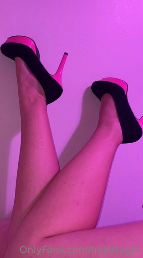 Naken läckt OnlyFans-bild av Liakittygirl