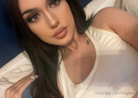Photo nue de fuite OnlyFans de Itsazaleaxo
