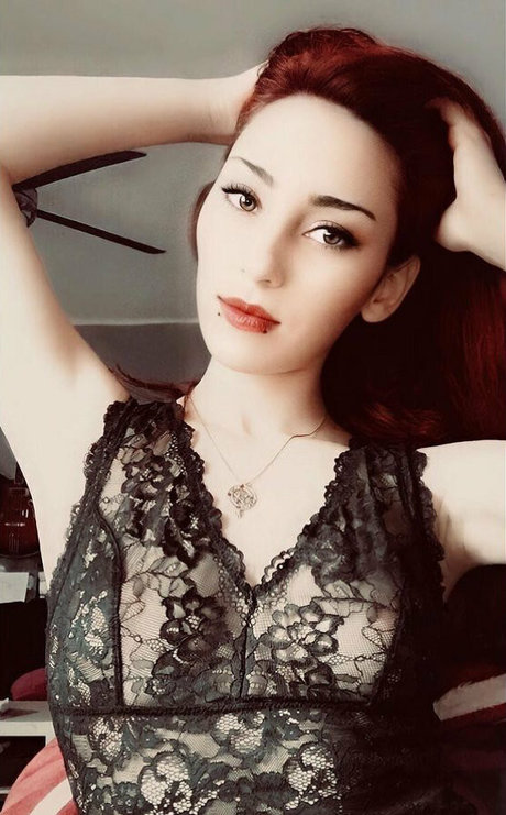 Alaston vuotanut OnlyFans-kuva Freyanillinht