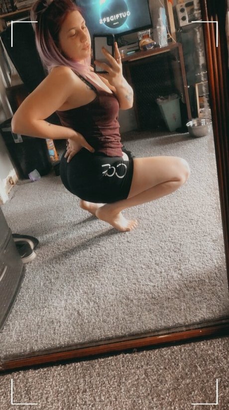 Kayylovee  nude leaked OnlyFans photo