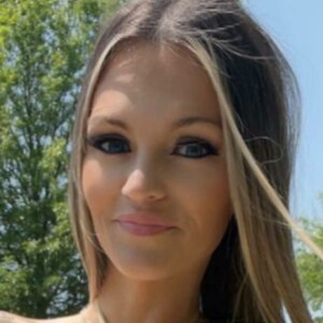 Naakte gelekte OnlyFans-foto van Nikkirae91