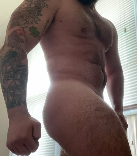 Thecavemanxxx