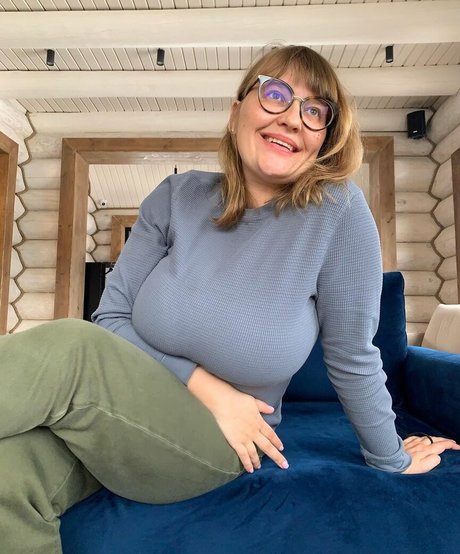 Alaston vuotanut OnlyFans-kuva Veronika Ivanova