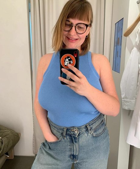 Naken lekkede OnlyFans-bilde av Veronika Ivanova