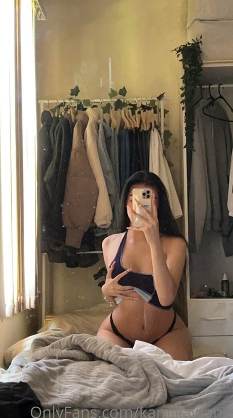 Naken läckt OnlyFans-bild av Kamillawong