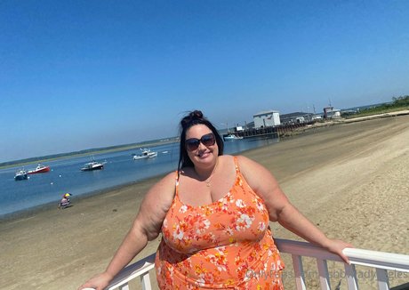 Ssbbwladyjiggles