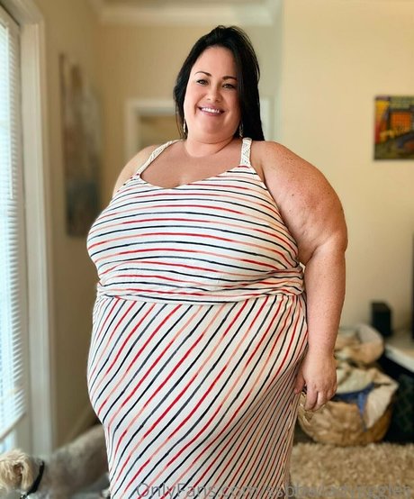 Ssbbwladyjiggles