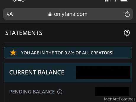 Naken läckt OnlyFans-bild av Menarepotatoes