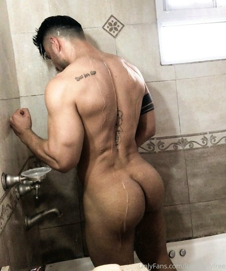 Naken läckt OnlyFans-bild av Liamgaltyfree