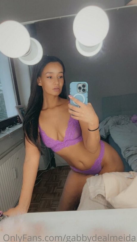 Gabbydealmeida