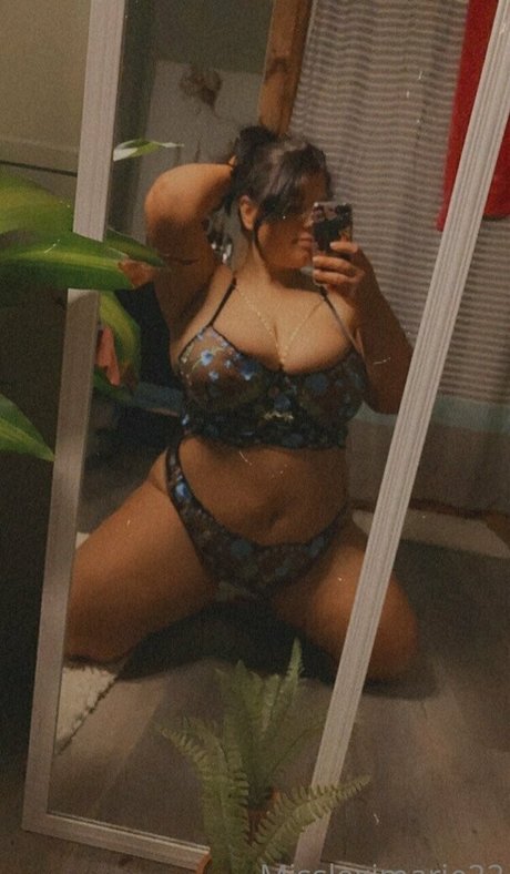 Foto desnuda filtrada de OnlyFans de Missleximarie22