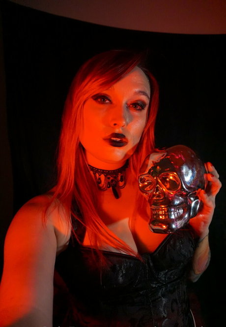 Photo nue de fuite OnlyFans de Madammedusa