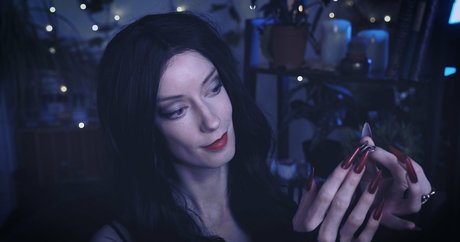 Naken läckt OnlyFans-bild av Miss Chloe Asmr