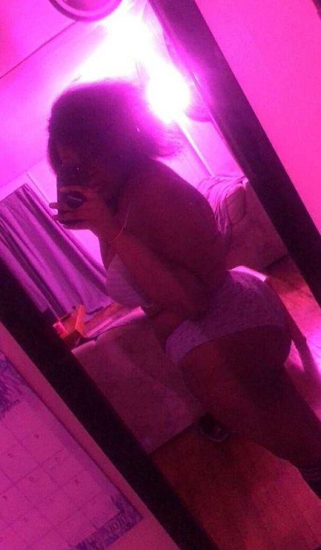 Photo nue de fuite OnlyFans de Radicalprincess3