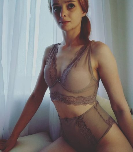Naken läckt OnlyFans-bild av Effys