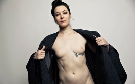 Alasti lekkinud OnlyFans-i pilt Jessica Stoyadinovich
