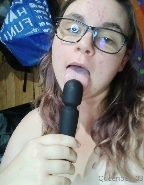 Queenbee03