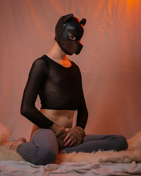 Naken läckt OnlyFans-bild av Bunnyhunterfox