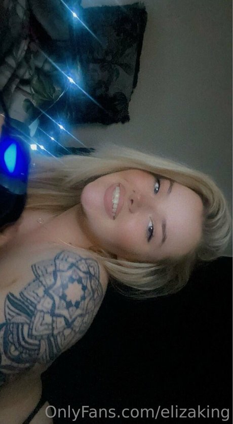 Nacktes geleaktes OnlyFans-Foto von Elizaking